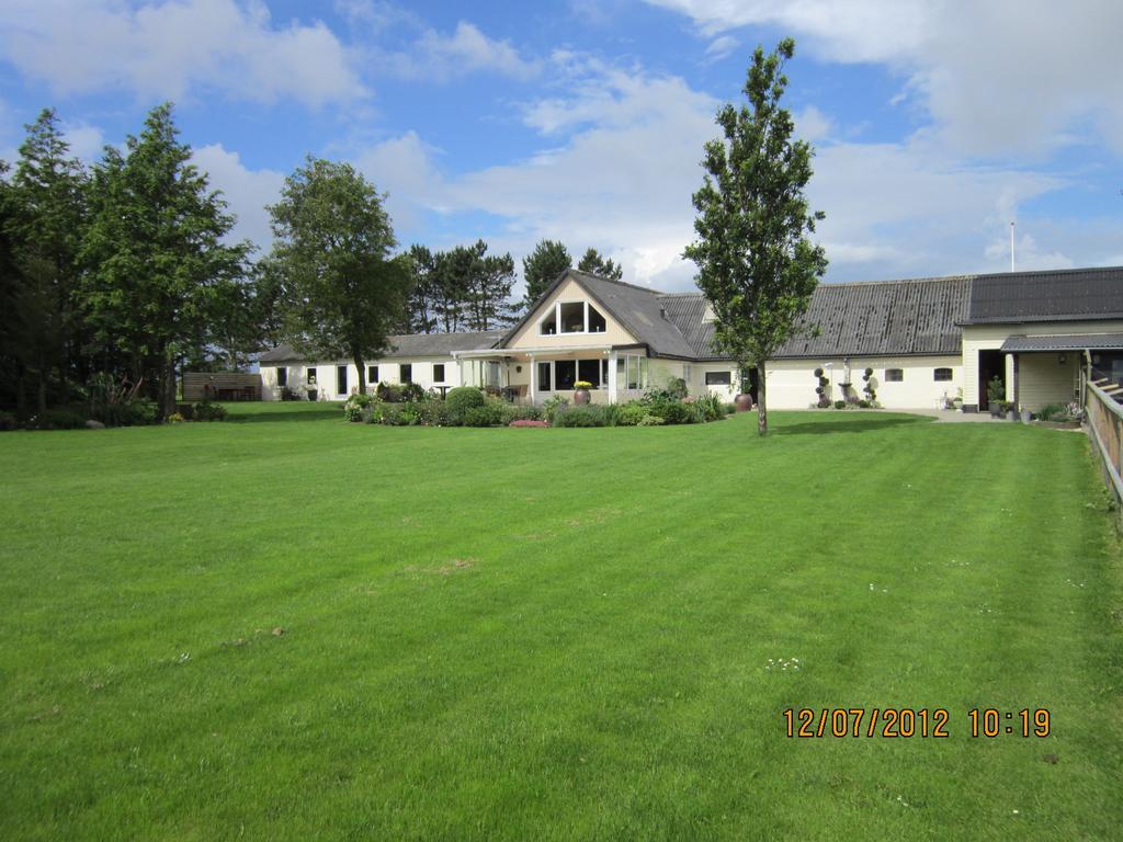 Bakkegarden Homestay Spottrup Exteriör bild