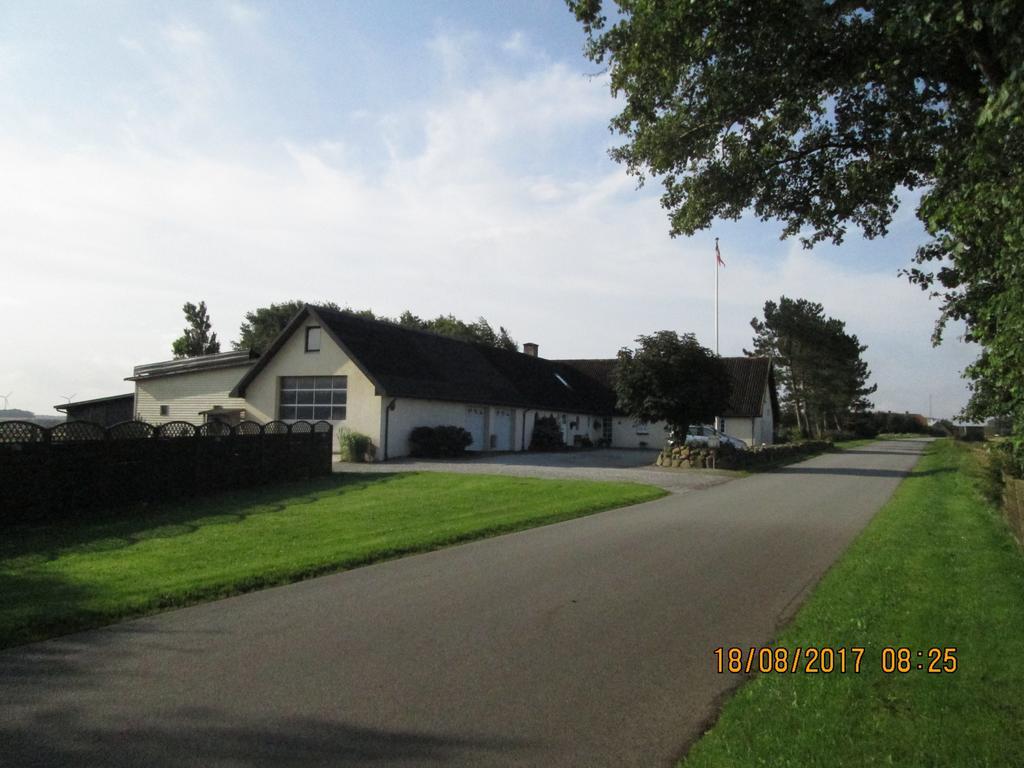 Bakkegarden Homestay Spottrup Exteriör bild