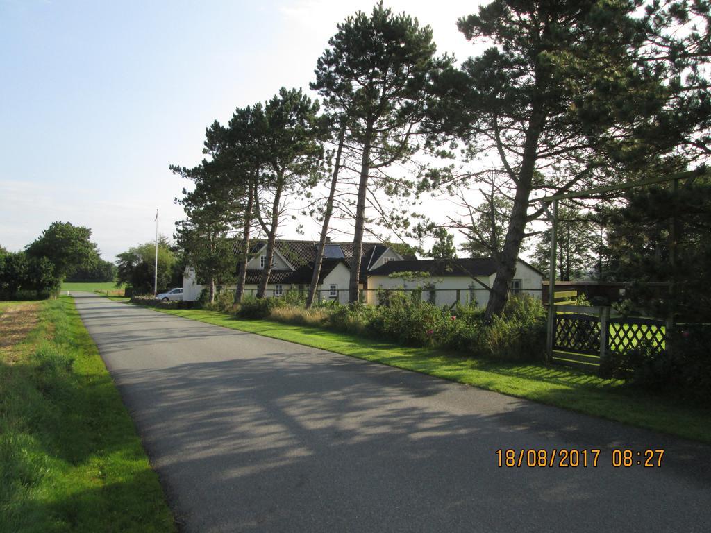 Bakkegarden Homestay Spottrup Exteriör bild