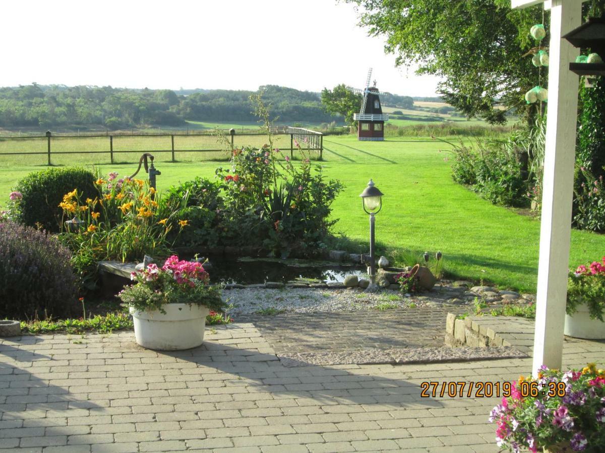 Bakkegarden Homestay Spottrup Exteriör bild